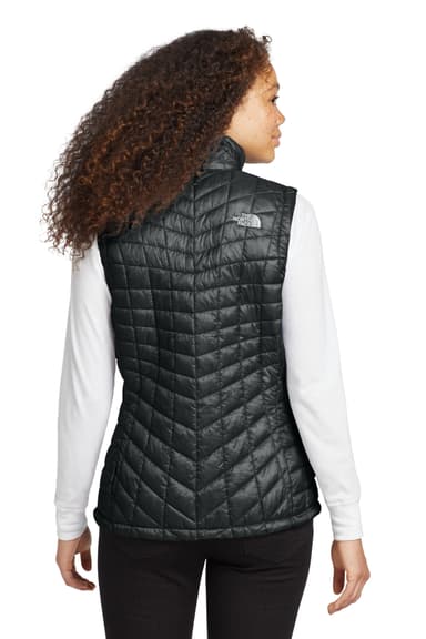 The North Face  Women's ThermoBall   Trekker Vest. NF0A3LHL